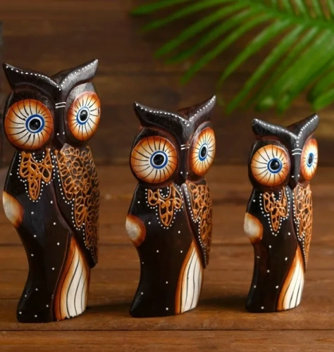 Набор фигурок из дерева совы с орнаментом 3шт 8*7*17см 4165721